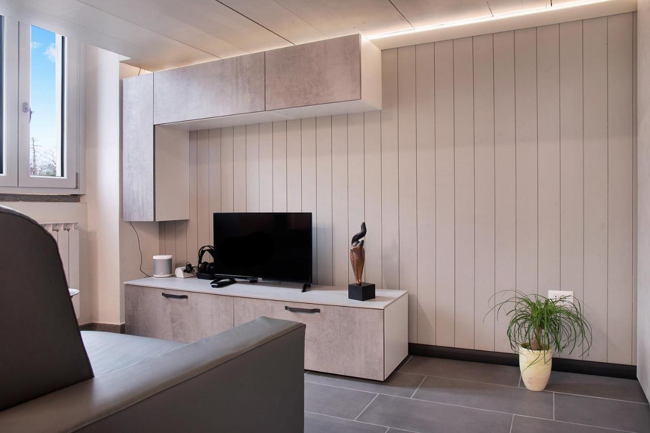 Ferienwohnung Efihouse Lago Maggiore Luino Exterior foto